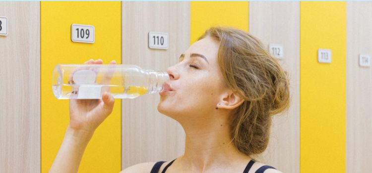 7 Best Pregnancy Water Bottles Of 2024 - Hydrate In Style!